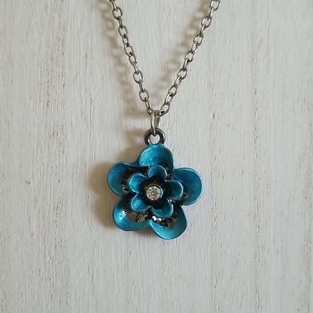 Blue and Black Flower Necklace